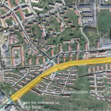 Klampenborgvej is temporary closed between Lundtoftegårdsvej and Firskovvej from the end of October to mid-November. Yellow area is the blocked area - the black arrows show detour routes